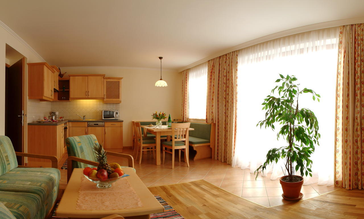Strampflgut Apartment Dorfgastein Phòng bức ảnh